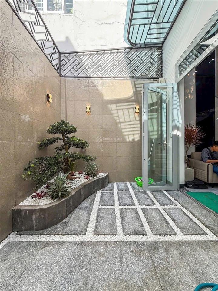 Bán nhà xây mới thiết kế hiện đại , mặt tiền đường nguyễn đệ , lộ nhựa 20m