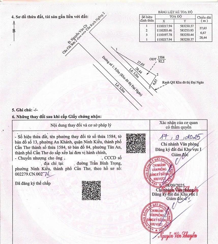 Kẹt bank, bán gấp nhà trục chính khu đô thị đại ngân, chiều ngang gần 30m, đã có sổ hồng