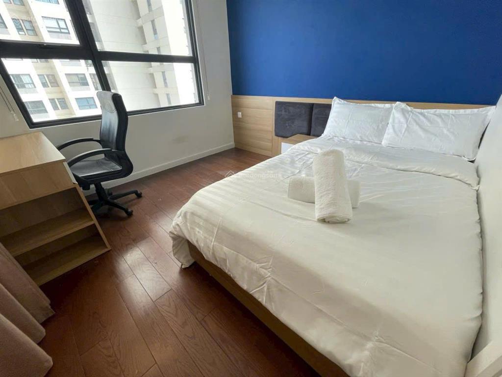 Hiếm có khó tìm  căn 3pn 95m2 view hồ đẹp tại d'capitale trần duy hưng tòa c3 giá chỉ 12.2 tỷ