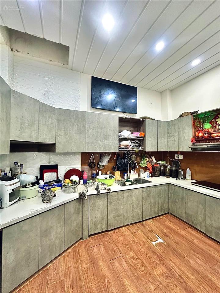 Bán nhà 4 tầng ô tô đỗ cửa đường nguyễn tư giản, gò vấp, 50m2 nở hậu, giá 6.x tỷ