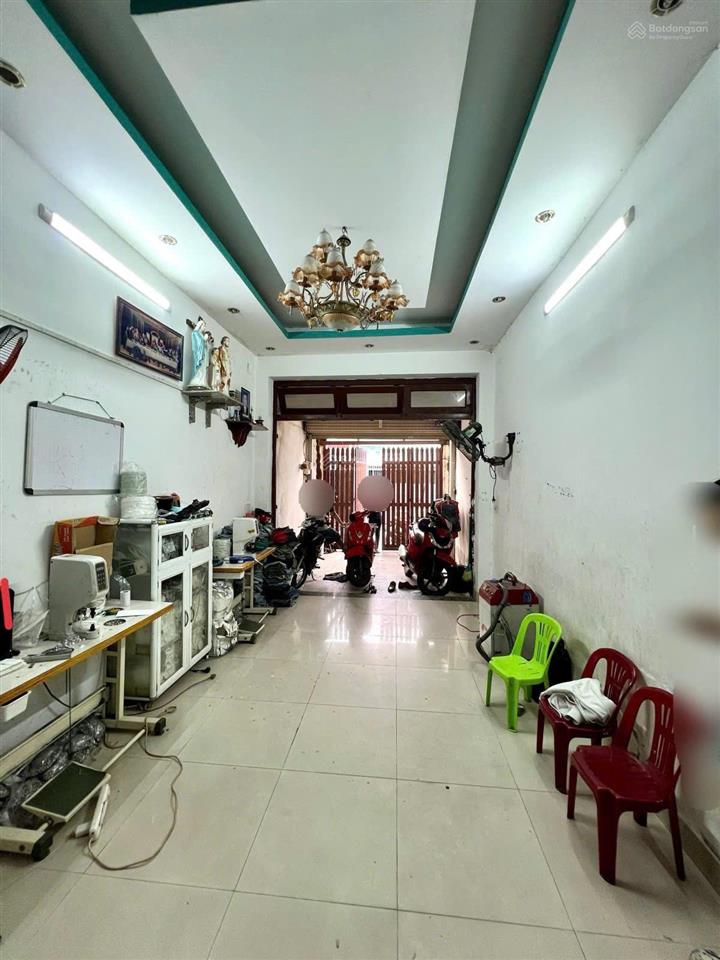 Mặt tiền đô đốc lộc gần ngay aeon tân phú  95m2 8 tỷ 5 tl  2 tầng btct 2 pn, hoàn công đủ
