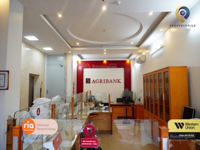 Tòa 48 nguyễn đình hoàn  mt 8m  dt 106m x 6 tầng 1 tum  150tr/ tháng  thang máy  pccc đầy đủ