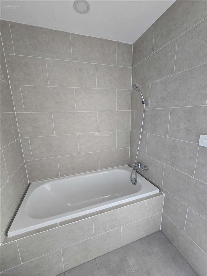 Căn hộ daqua, bến bình đông, 5,2 tỷ, 70m2, view đẹp xuất sắc