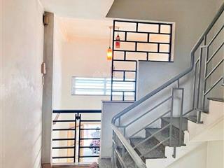 Sát mặt tiền 3 tháng 2 quận 11, hẻm xe hơi tới nhà, 3.3x18m, 4 tầng btct, nhỉnh 6 tỷ tl