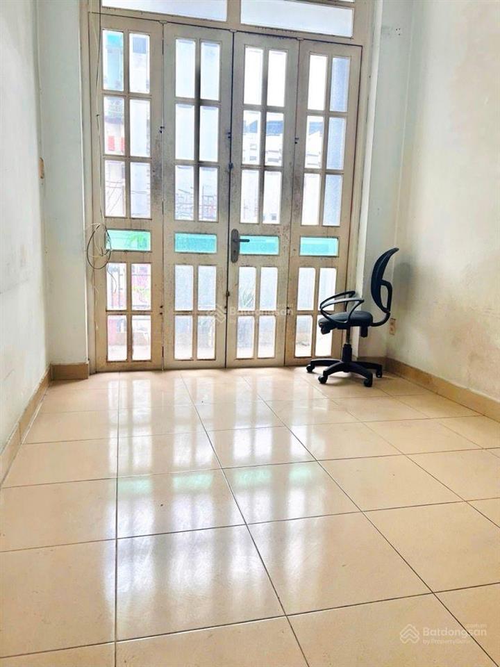 Sát mặt tiền 3 tháng 2 quận 11, hẻm xe hơi tới nhà, 3.3x18m, 4 tầng btct, nhỉnh 6 tỷ tl