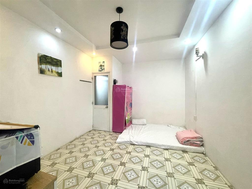 Cho thuê phòng trọ có ban công, có nội thất nguyễn văn đậu  chung chủ  3 triệu thương lượng