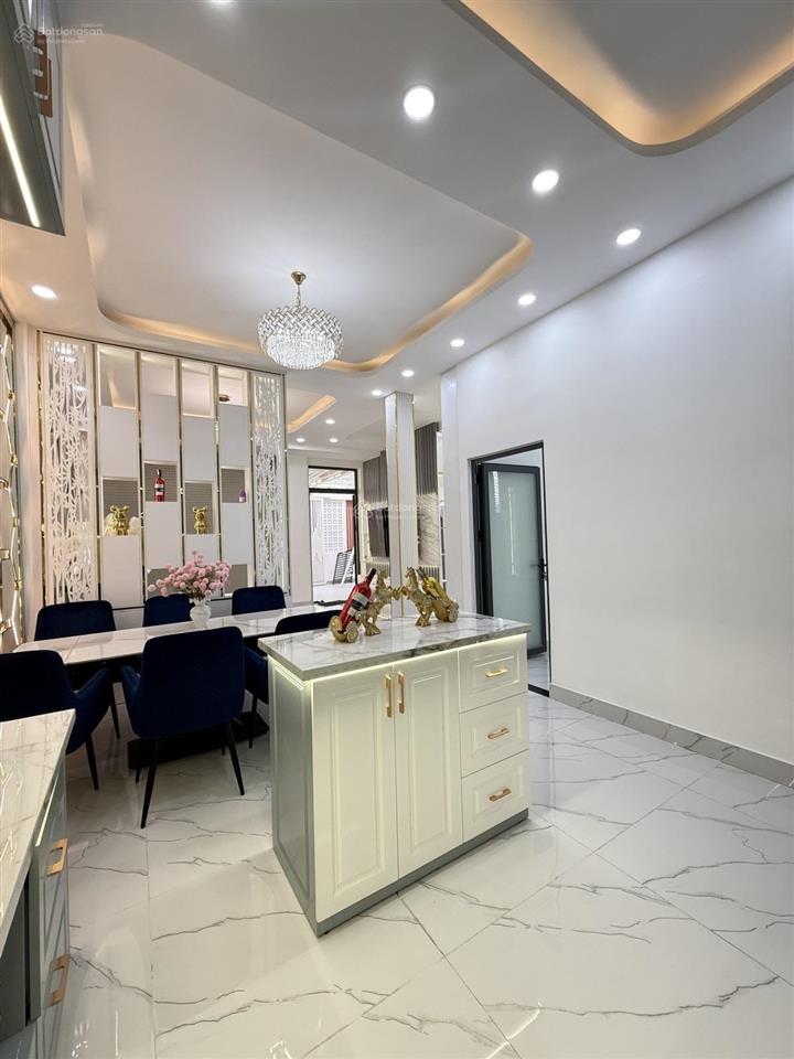 Nhà đẹp kêu sa phạm hữu lầu ngang hiếm 8m 112m 3 tầng nhỉnh 9 tỷ