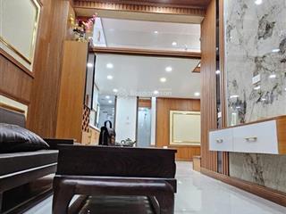 Gần ô tô đỗ nhà dân xây ở ngay gần văn miếu quốc tử giám 4,48 tỷ