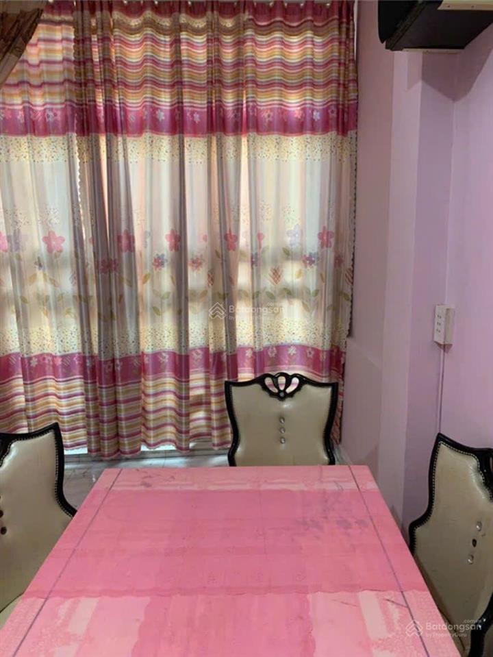 Bán nhà mặt tiền 3 tầng đường tân phước, phường 6, quận 10, dt 39m2. giá 12 tỷ có thương lượng