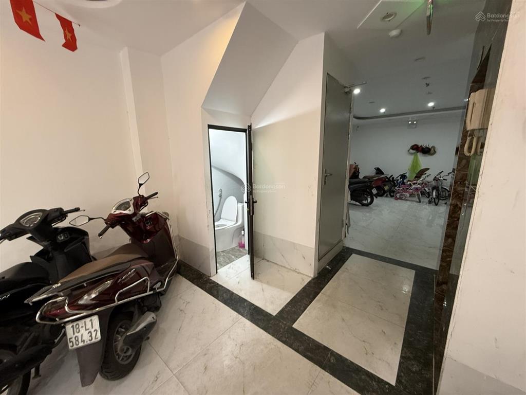 Cho thuê chung cư mini 2 phòng ngủ cạnh lăng bác và công viên bách thảo