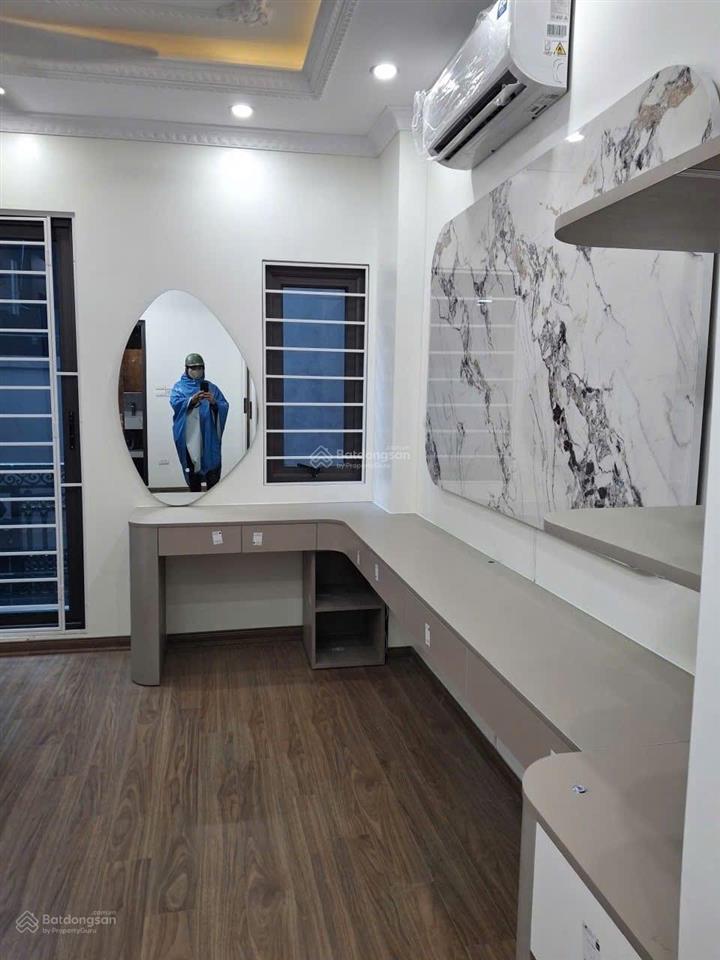 6 tầng thang máy  full nội thất  mặt ngõ thông  kinh doanh tt hai bà trưng chào 14,6 tỷ