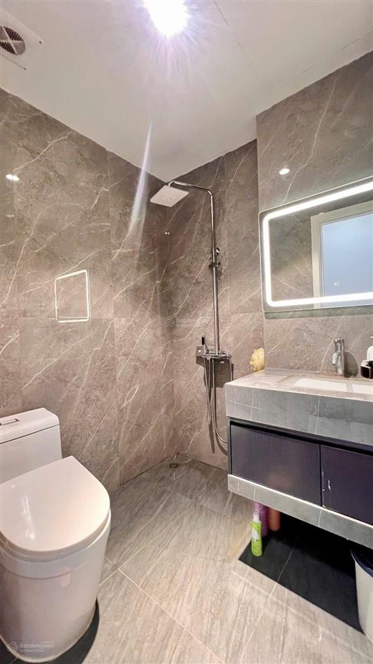 6 tầng thang máy  full nội thất  mặt ngõ thông  kinh doanh tt hai bà trưng chào 14,6 tỷ