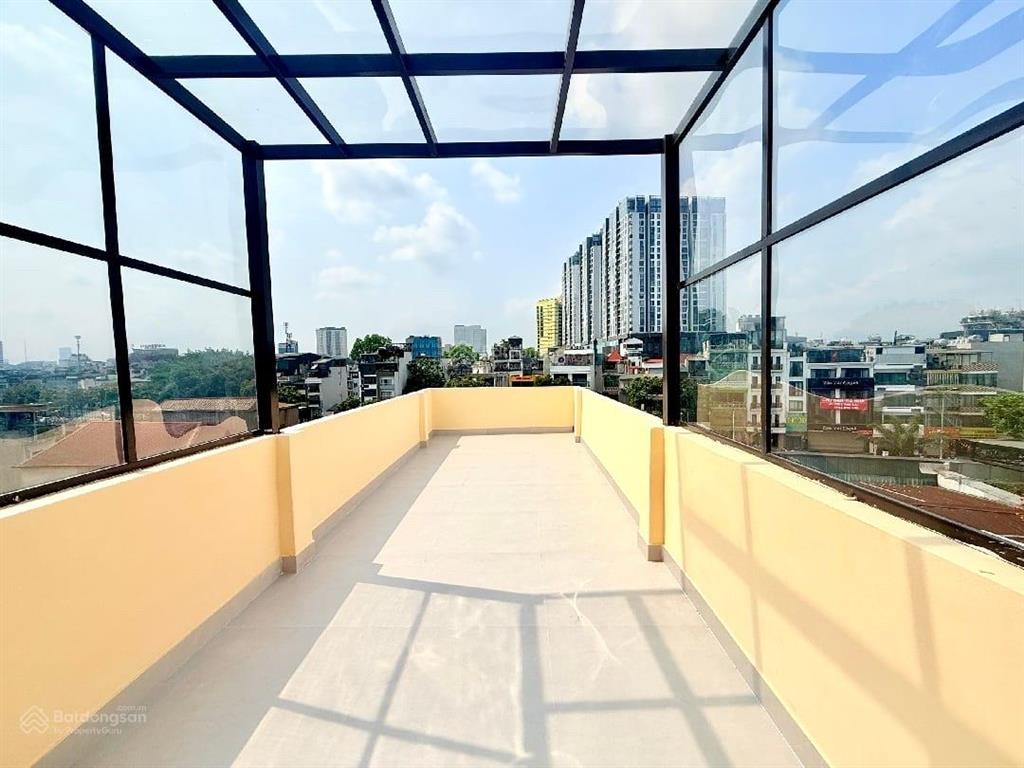 Mặt phố gần trần khát chân 6 tầng thang máy diện tích 51 m ô tô đỗ cửa kinh danhchào 23.tỷ