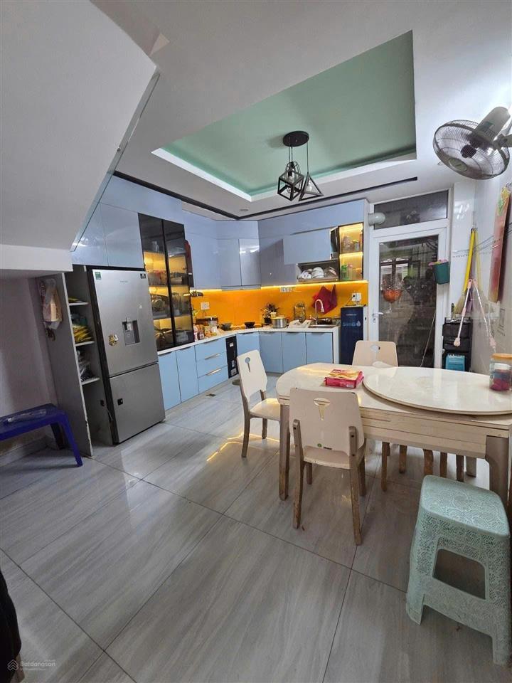 Bán nr 5pn, 5wc tại hương lộ 2, bình trị đông, 6,9 tỷ, 54m2