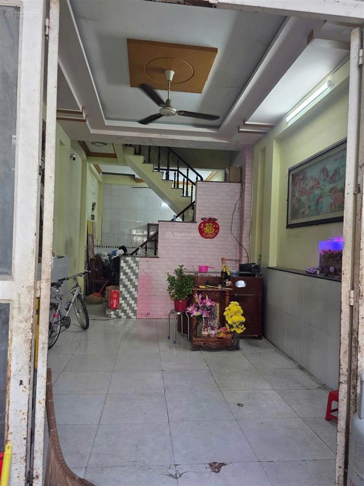 Bán nhà riêng 4pn, 3wc, giá tốt hẻm ô tô, bình trị đông, 56m2, 6,4 tỷ vnd