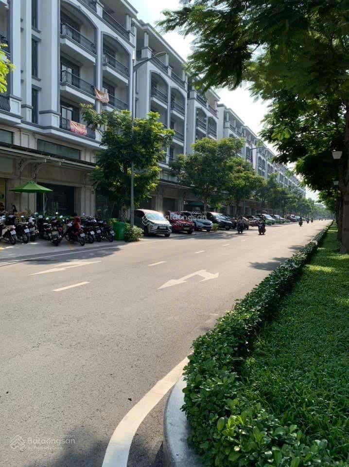 Bán nhà 7x20 xây dựng 1 hầm 5 lầu đường 37 kdt vạn phúc, sổ hồng riêng, góp ko lãi suất