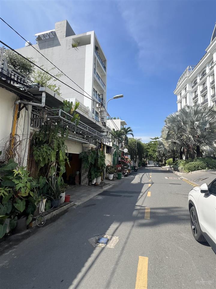 Nhà c4 đối diện ks mia  an khánh q2100m2 nở hậu đường sá khang trang xe tải vô tư. 60m ra sôngsg