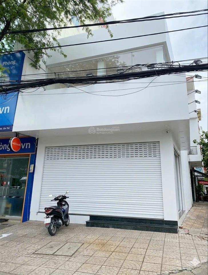 Cho thuê mặt bằng góc 2 mặt tiền 30/4 gần chợ xuân khánh giá 50 triệu
