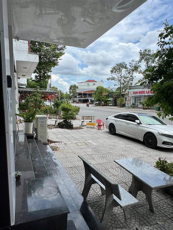 Cho thuê nhà mặt tiền chợ hưng phú 1 gần cầu quang trung giá 10 triệu