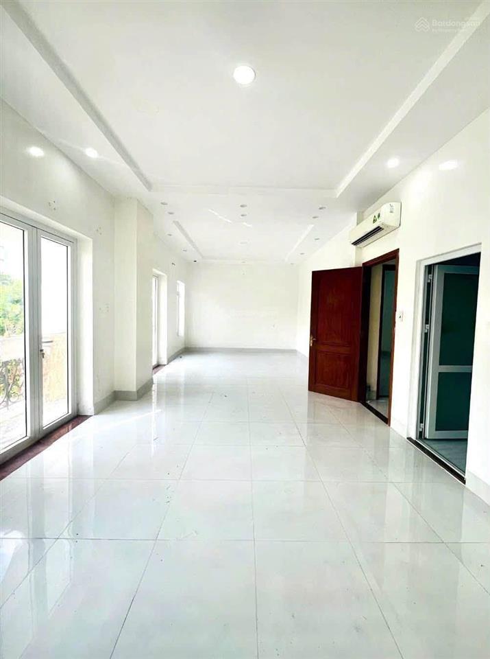 Cho thuê nhà mặt tiền lý thái tổ ngang 10m khu dân cư hưng phú 1 cần thơ