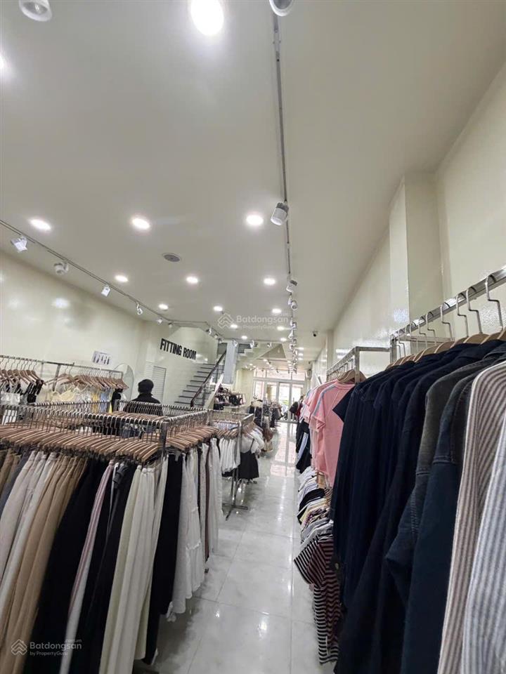 Cho thuê nhà mặt tiền 3/2 đoạn gần ngã tư nguyễn văn linh, cần thơ, ngang hơn 4m