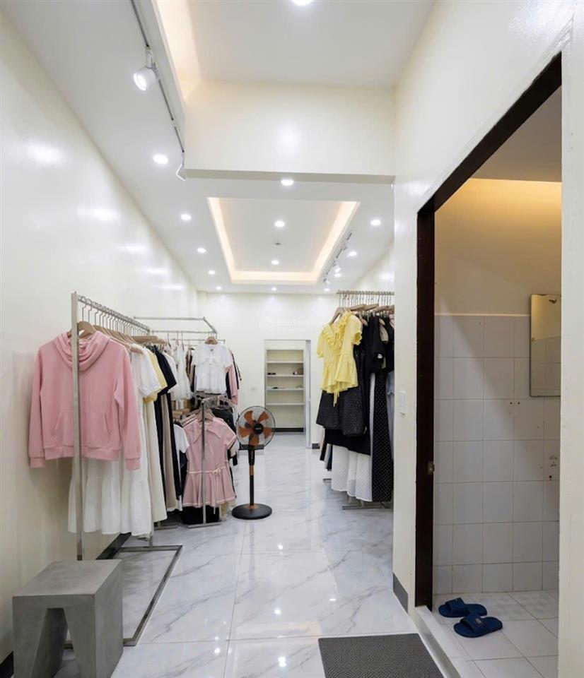 Cho thuê nhà mặt tiền 3/2 đoạn gần ngã tư nguyễn văn linh, cần thơ, ngang hơn 4m
