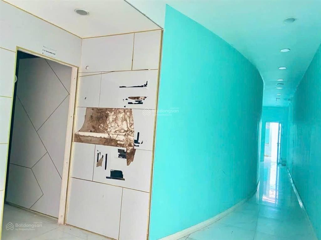 Cho thuê nhà mặt tiền trần hưng đạo ngang hơn 10m gần đại học cần thơ