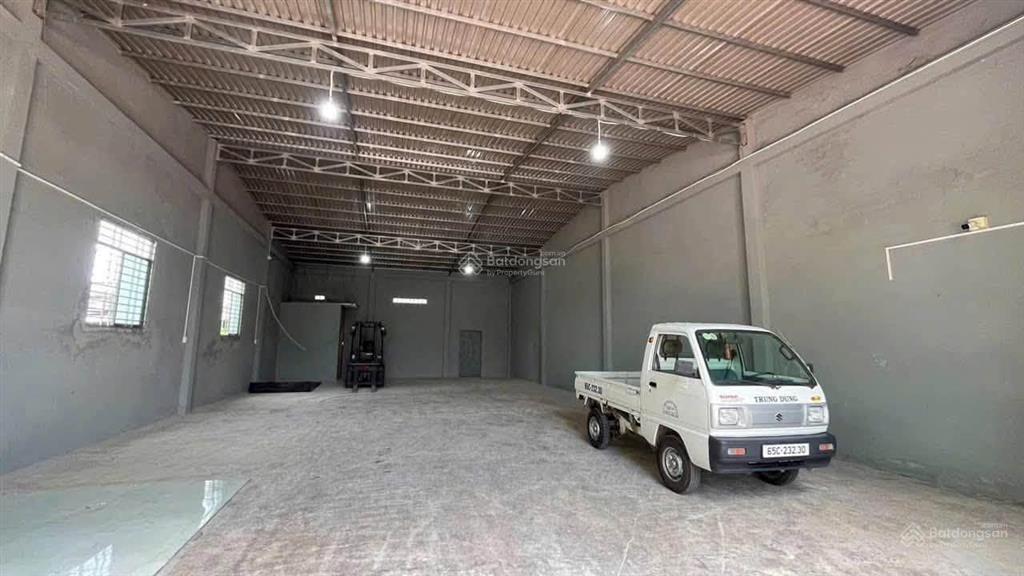 Cho thuê kho 200m2 khu dân cư ngân thuận gần sân bay cần thơ giá dưới 10 triệu