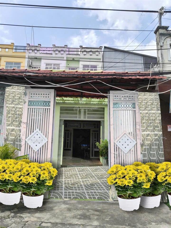 Bán nhà quận 8  mai hắc đế, p15, 4,5x25m 1 trệt 2 lầu 4 phòng 3wc xe hơi ngủ trong nhà