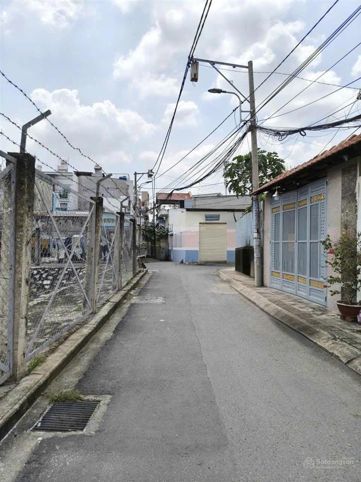 Bán nhà quận 8  mai hắc đế, p15, 4,5x25m 1 trệt 2 lầu 4 phòng 3wc xe hơi ngủ trong nhà