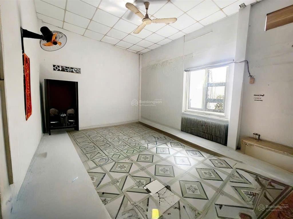 Bán nhà hẻm xe hơi thông  bình đông, p14, quân 8 5,8x28m sổ riêng 54tr/m2 đất gần cc aqua