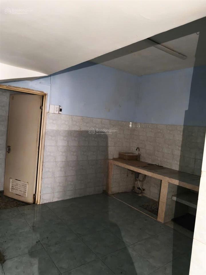 Cho thuê nhà mặt tiền gần phùng hưng, quận 5, 4x16, 2 phòng, 20tr/tháng, kinh doanh tốt