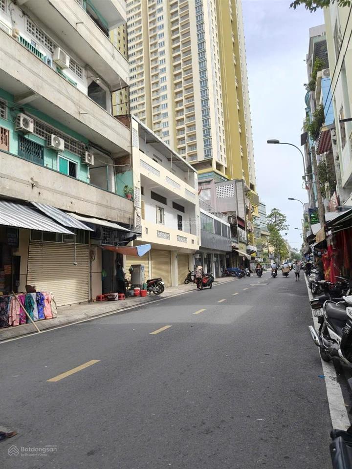Cho thuê kios sạp mặt bằng bán hàng mặt tiền gần dương tử giang, q5 20m2 kinh doanh tốt