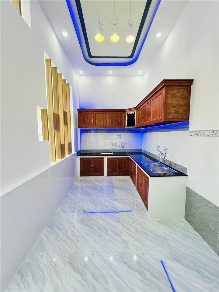 Bán cắt lỗ nhà cấp 4  82,8m²  gần chợ bình chánh  giá 735 triệu