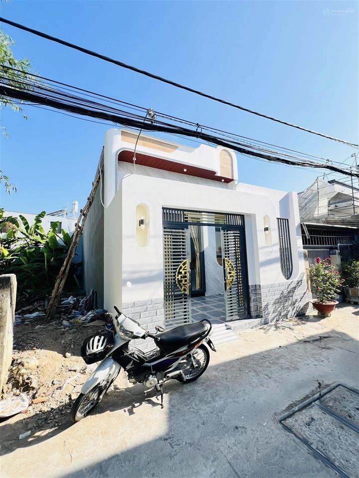 Bán cắt lỗ nhà cấp 4  82,8m²  gần chợ bình chánh  giá 735 triệu