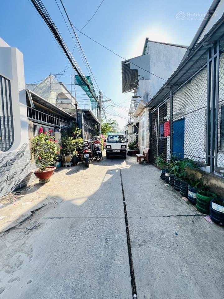 Bán cắt lỗ nhà cấp 4  82,8m²  gần chợ bình chánh  giá 735 triệu