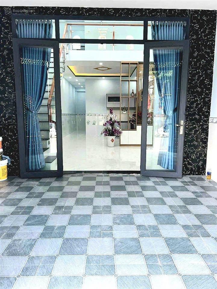 Giảm sâu 200tr nhà mái thái mặt tiền gần chợ bình chánh 5x23m² bán lỗ giá 1 tỷ 50 triệu