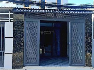 Giảm sâu 200tr nhà mái thái mặt tiền gần chợ bình chánh 5x23m² bán lỗ giá 1 tỷ 50 triệu