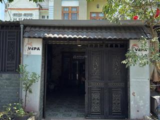 Thanh lý cắt lỗ nhà mặt tiền mái thái hướng ra chợ qui đức bình chánh giá 1 tỷ 020tr