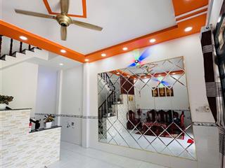 Bán nhà chính chủ mái thái 1 trệt 1 lầu  5x19m² gần chợ bình chánh  giá 850 triệu