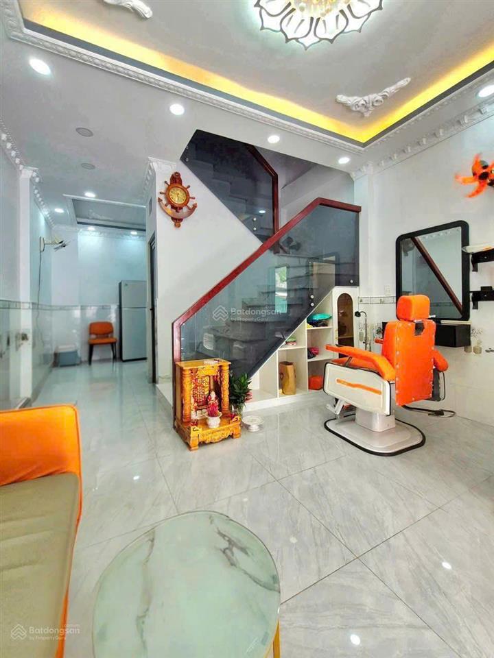 Chủ vỡ nợ thanh lý nhà mặt tiền hướng ra chợ đệm  95m² giá 1 tỷ 070 triệu