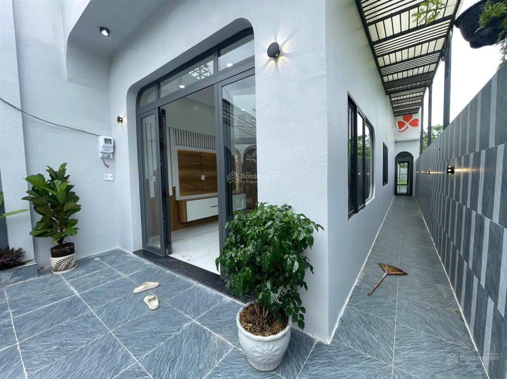 Thanh lý cắt lỗ nhà cấp 4 mặt tiền đường gần ubnd xã hưng long bình chánh  giá 890tr