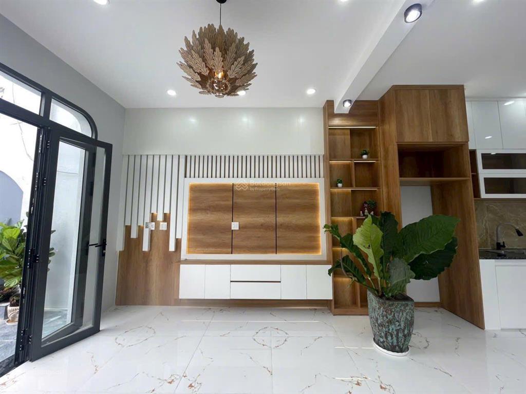 Thanh lý cắt lỗ nhà cấp 4 mặt tiền đường gần ubnd xã hưng long bình chánh  giá 890tr