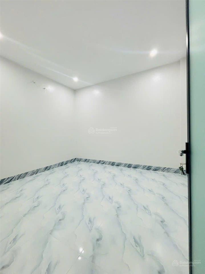Chủ cần bán nhà cấp 4  5x20m  gần chợ bà lát bình chánh 810 triệu
