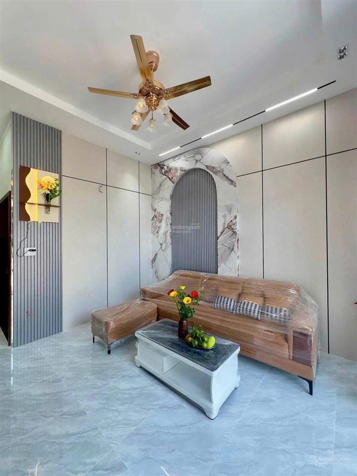Bán nhà cấp 4 sẵn nội thất dọn vào ở ngay  gần chợ vĩnh lộc b bình chánh giá 835 triệu