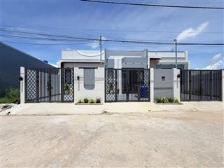 Bán nhanh nhà cấp 4 gần công viên bình chánh (sổ hồng riêng) giá 790 triệu