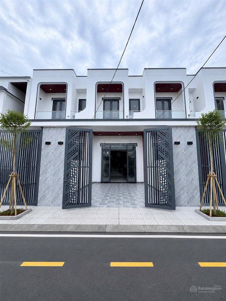 Dãy nhà vừa mới mở bán dành cho người có thu nhập thấp tại bình chánh, tp.hcm. giá 950 triệu