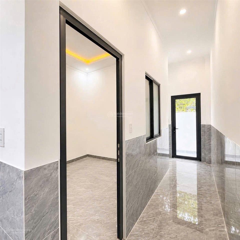 Dãy nhà vừa mới mở bán dành cho người có thu nhập thấp tại bình chánh, tp.hcm. giá 950 triệu