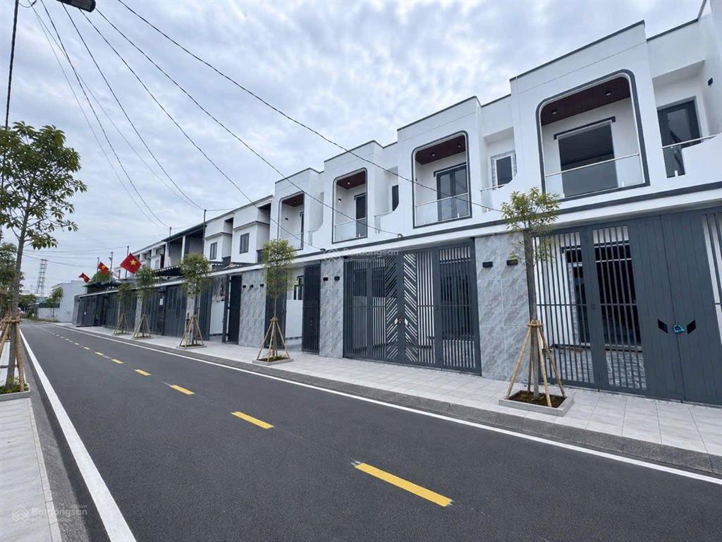 Dãy nhà vừa mới mở bán dành cho người có thu nhập thấp tại bình chánh, tp.hcm. giá 950 triệu