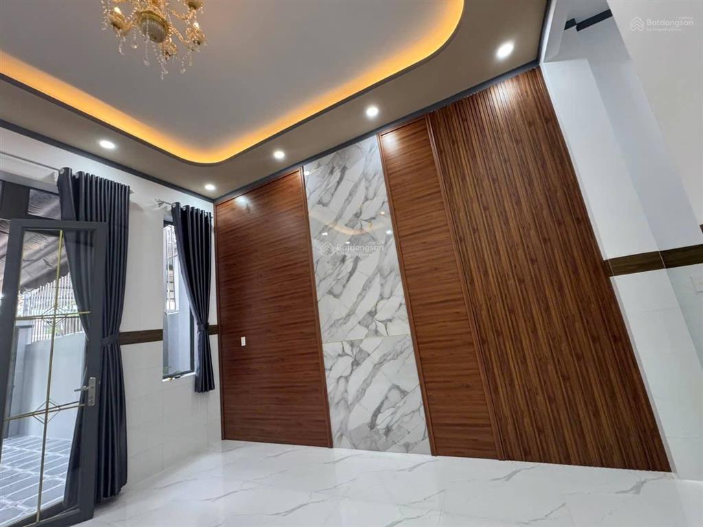 Gia đình cần bán thanh lý nhà cấp 4  gần chợ thuận đạt bình chánh giá 790 triệu